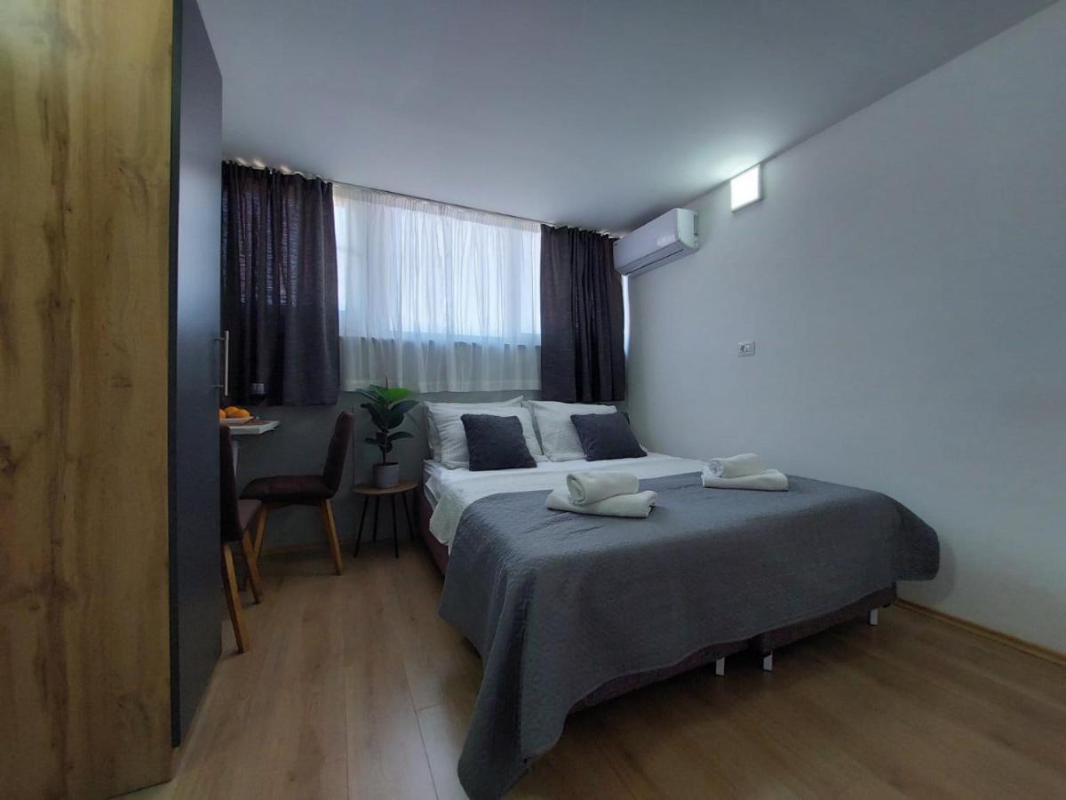 Apartmani ROZA Pula Bagian luar foto