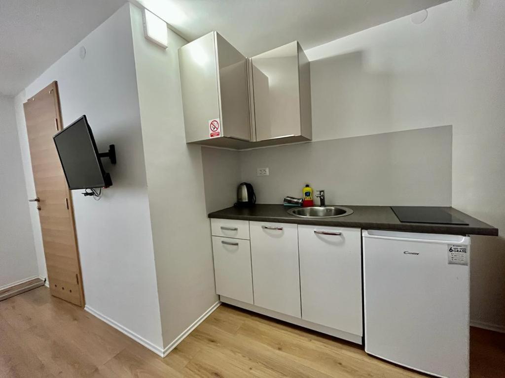 Apartmani ROZA Pula Bagian luar foto